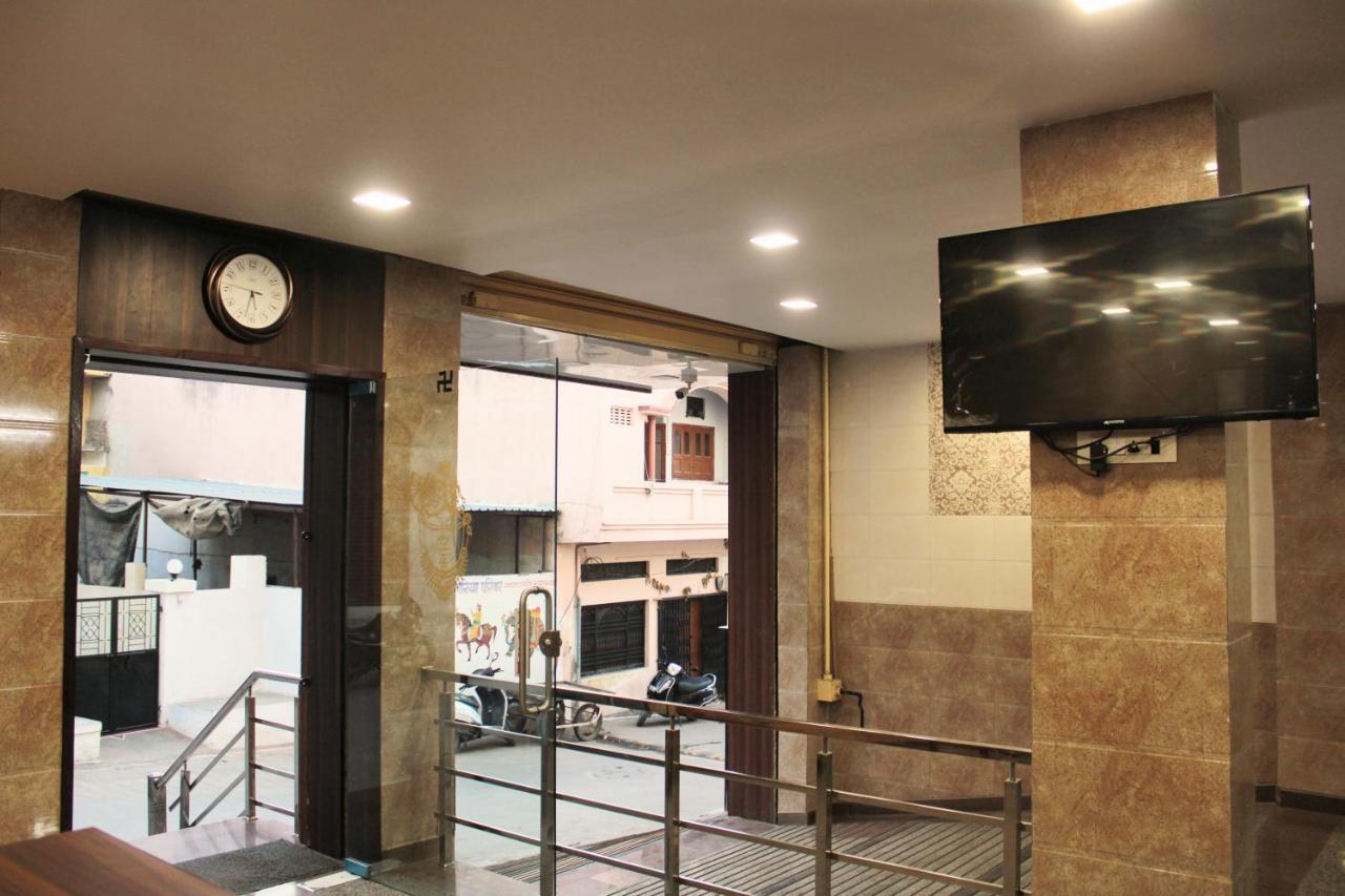 Maruti Group Of Hotels - Shri Naman Nāthdwāra Екстериор снимка