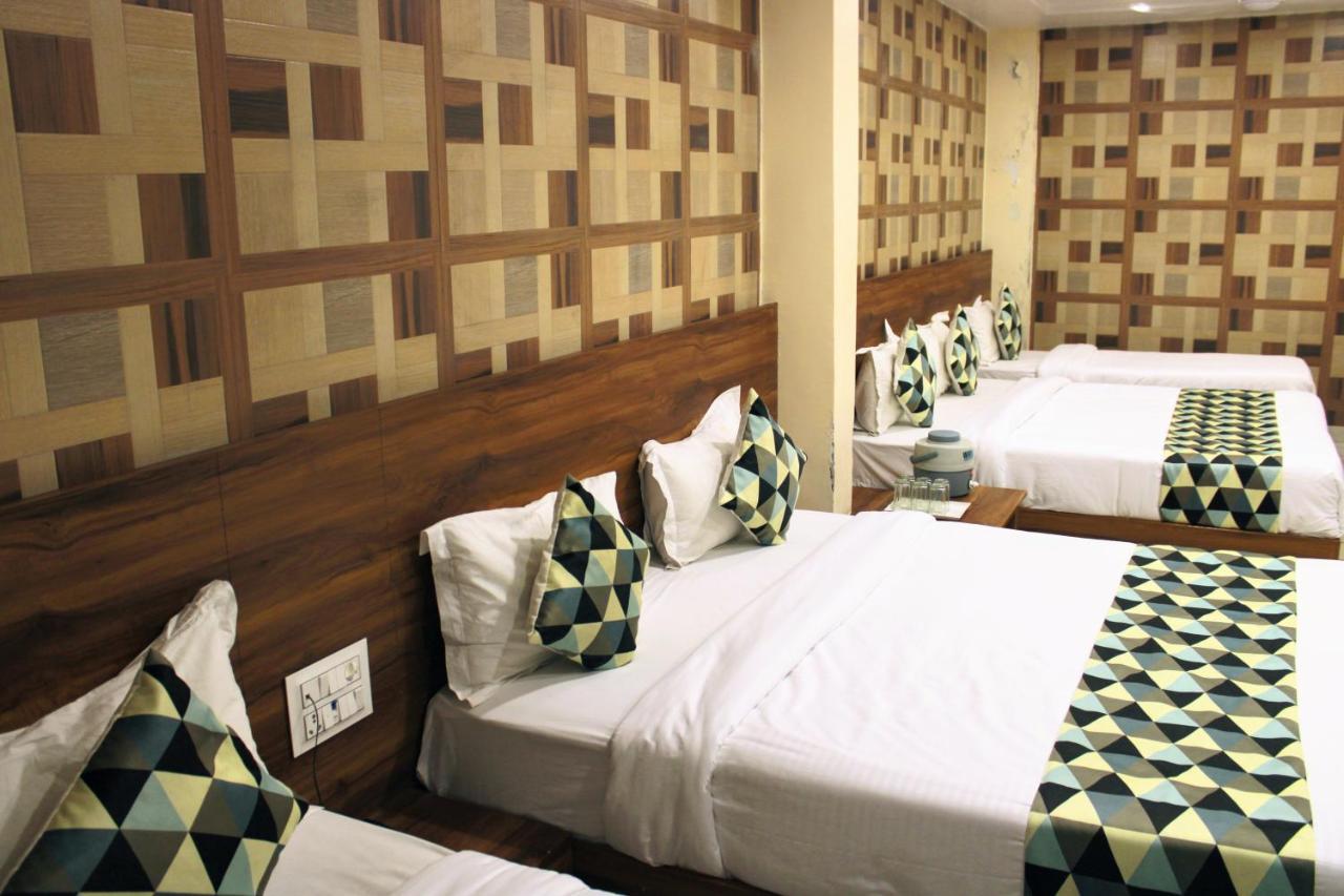 Maruti Group Of Hotels - Shri Naman Nāthdwāra Екстериор снимка