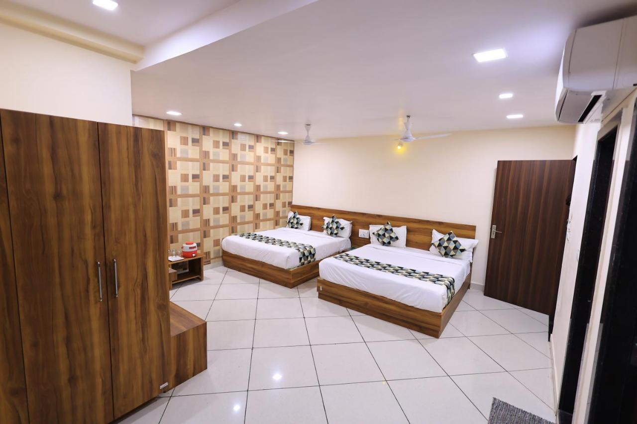 Maruti Group Of Hotels - Shri Naman Nāthdwāra Екстериор снимка
